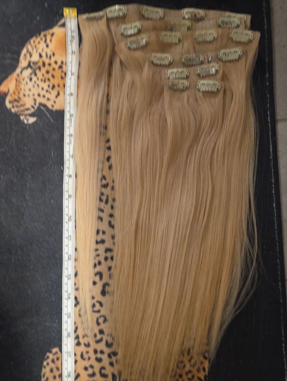 Glam Seamles Clip-In Hair Extensions - 8-Piece Set Platinium Ash Blonde 60, 18"